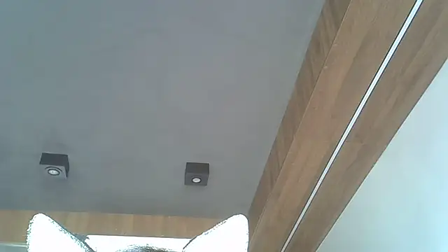 Snapshot of Skinny-Kitten chatting on 09-19-25, 02:40 Skinny-Kitten online show from 09-19-25, 02:40