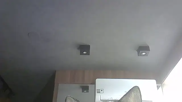 Snapshot of Skinny-Kitten chatting on 10-27-25, 06:50 Skinny-Kitten online show from 10-27-25, 06:50