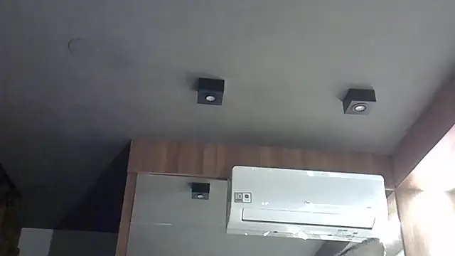 Snapshot of Skinny-Kitten chatting on 10-29-25, 06:48 Skinny-Kitten online show from 10-29-25, 06:48