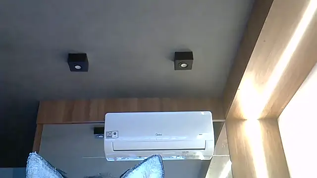 Snapshot of Skinny-Kitten chatting on 10-29-25, 07:59 Skinny-Kitten online show from 10-29-25, 07:59