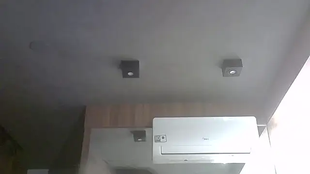 Snapshot of Skinny-Kitten chatting on 11-17-25, 05:52 Skinny-Kitten online show from 11-17-25, 05:52