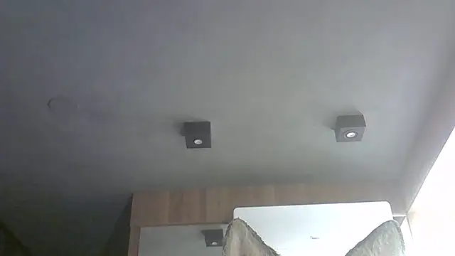 Snapshot of Skinny-Kitten chatting on 11-22-25, 10:53 Skinny-Kitten online show from 11-22-25, 10:53