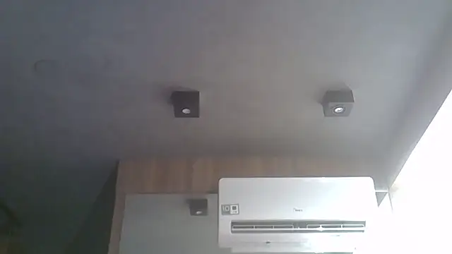 Snapshot of Skinny-Kitten chatting on 12-14-25, 04:12 Skinny-Kitten online show from 12-14-25, 04:12