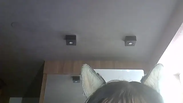 Skinny-Kitten online show from 05-18-26, 01:13