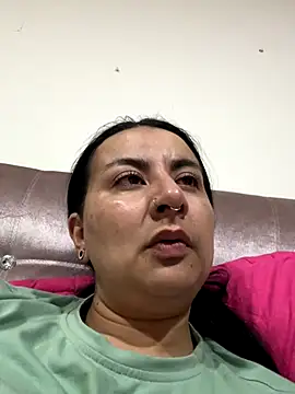 Abril Luv online show from 10-30-25, 02:02