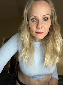 Snapshot of Sexual_Lovable_Doll chatting on 11-04-25, 05:23 Sexual Lovable Doll online show from 11-04-25, 05:23