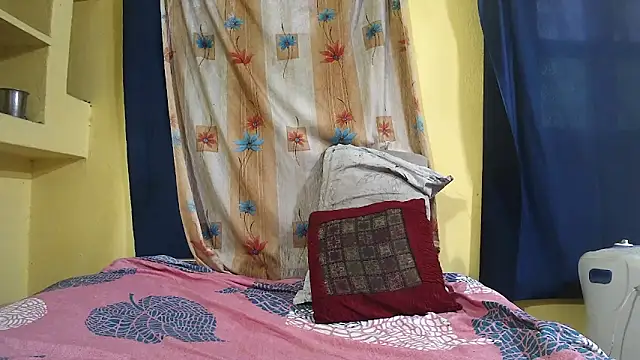 Cute boy2000 online show from 01-05-25, 11:04