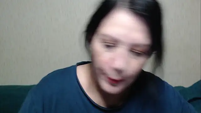 Snapshot of Mirabelle_Sweet chatting on 04-28-26, 11:43 Mirabelle Sweet online show from 04-28-26, 11:43