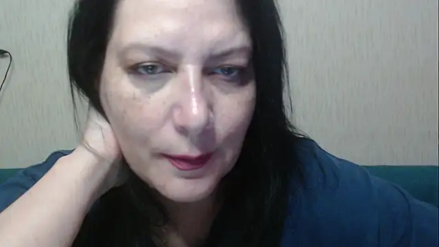 Snapshot of Mirabelle_Sweet chatting on 05-19-26, 04:52 Mirabelle Sweet online show from 05-19-26, 04:52