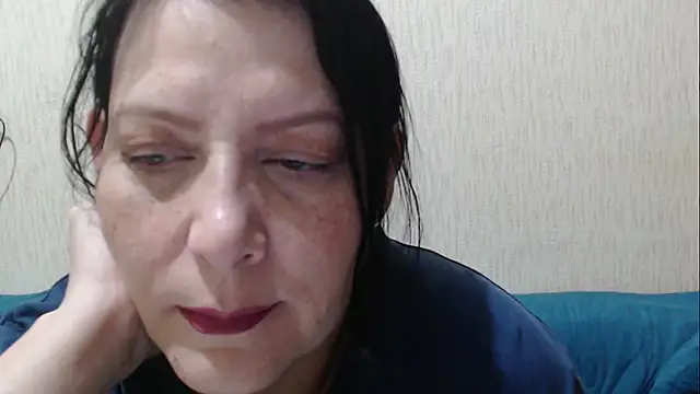 Snapshot of Mirabelle_Sweet chatting on 05-24-26, 11:32 Mirabelle Sweet online show from 05-24-26, 11:32