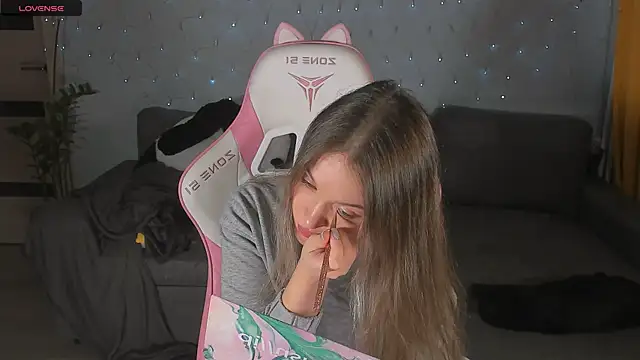 Snapshot of Amelia_Lein chatting on 12-28-24, 12:04 Amelia Lein online show from 12-28-24, 12:04