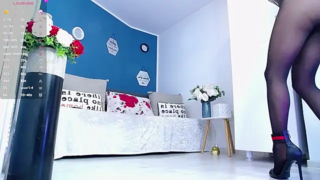 Snapshot of Aphrodite_Amely chatting on 02-19-26, 04:03 Aphrodite Amely online show from 02-19-26, 04:03