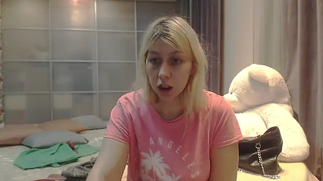 KyliePag online show from 02-28-25, 07:15