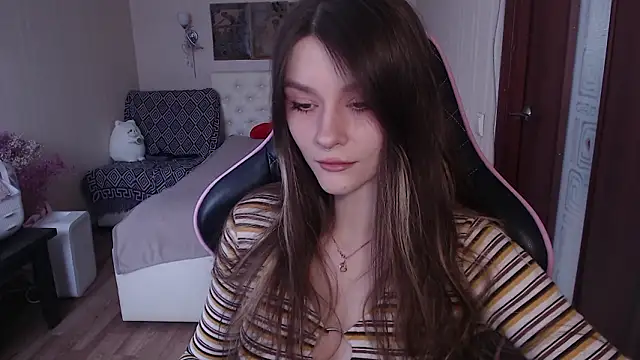 Snapshot of jeann_elsaa chatting on 02-07-26, 07:34 jeann elsaa online show from 02-07-26, 07:34