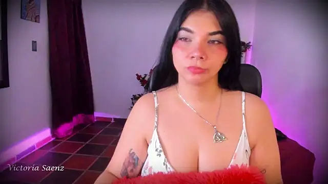 victoriaasaenz  online show from 04-05-26, 12:52