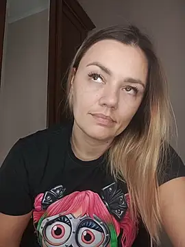 Snapshot of KrissSexi chatting on 11-07-25, 11:27 KrissSexi online show from 11-07-25, 11:27