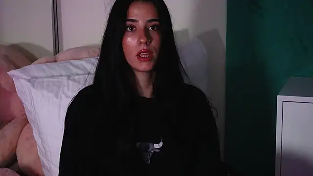 Snapshot of AmeliaJune chatting on 06-12-26, 07:46 AmeliaJune online show from 06-12-26, 07:46