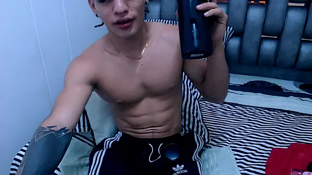 AlbertBernal69 online show from 01-27-25, 04:20