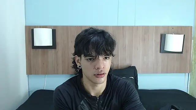 AlbertBernal69 online show from 02-14-25, 02:07