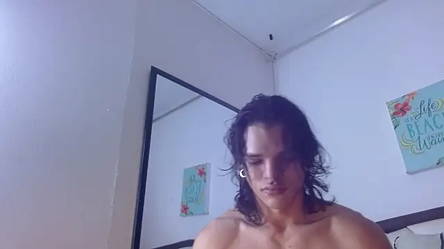 AlbertBernal69 online show from 10-03-25, 03:47