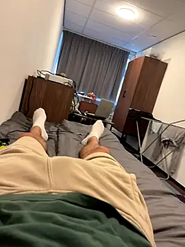 Snapshot of mihaixxx1 chatting on 09-28-25, 11:26 mihaixxx1 online show from 09-28-25, 11:26