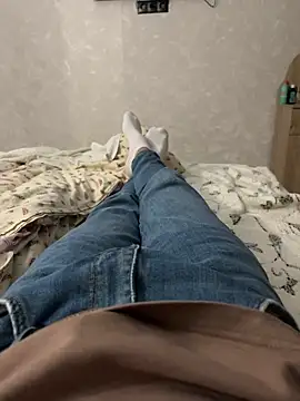 Snapshot of mihaixxx1 chatting on 10-21-25, 07:25 mihaixxx1 online show from 10-21-25, 07:25