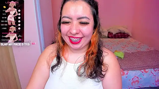 Snapshot of KimyTekashi_ chatting on 05-17-26, 04:54 KimyTekashi online show from 05-17-26, 04:54