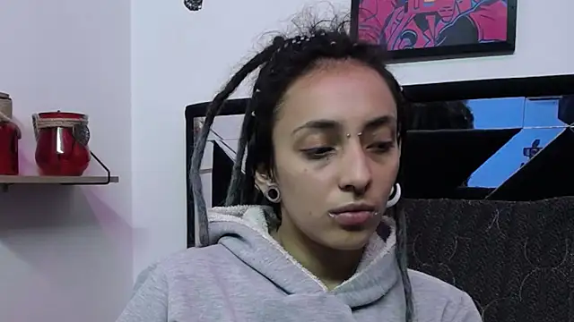 Snapshot of ORIANNA_BODMOD chatting on 12-03-24, 06:59 ORIANNA BODMOD online show from 12-03-24, 06:59