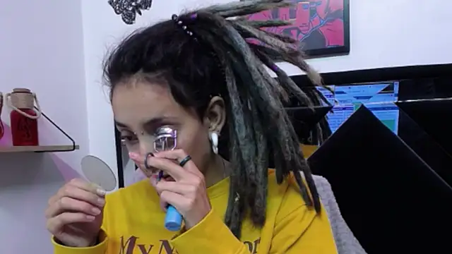 Snapshot of ORIANNA_BODMOD chatting on 01-07-25, 06:59 ORIANNA BODMOD online show from 01-07-25, 06:59