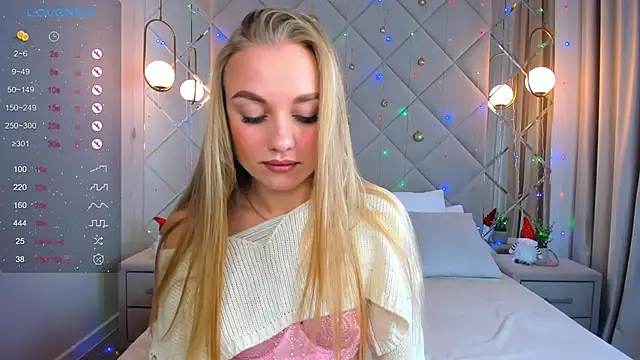 Snapshot of Barbie_Lis chatting on 12-17-24, 11:27 Barbie Lis online show from 12-17-24, 11:27