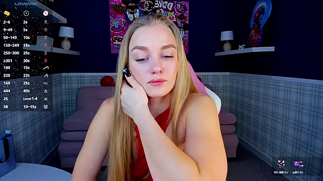 Snapshot of Barbie_Lis chatting on 02-26-25, 02:37 Barbie Lis online show from 02-26-25, 02:37