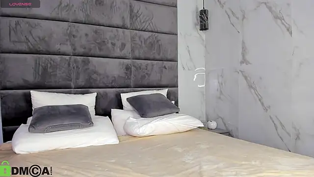 Snapshot of Barbie_Lis chatting on 09-08-25, 11:37 Barbie Lis online show from 09-08-25, 11:37