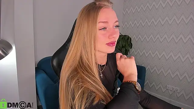 Snapshot of Barbie_Lis chatting on 10-07-25, 12:08 Barbie Lis online show from 10-07-25, 12:08