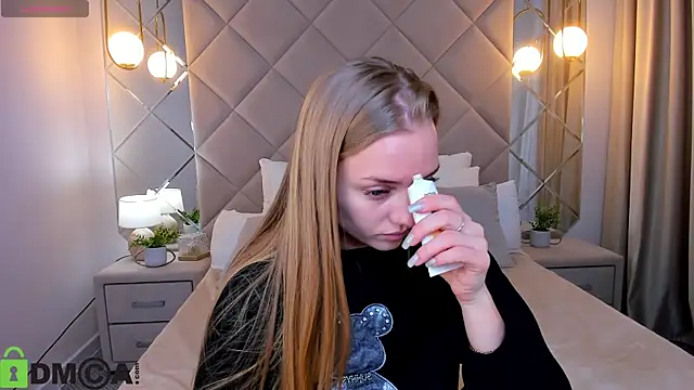 Snapshot of Barbie_Lis chatting on 11-05-25, 12:54 Barbie Lis online show from 11-05-25, 12:54