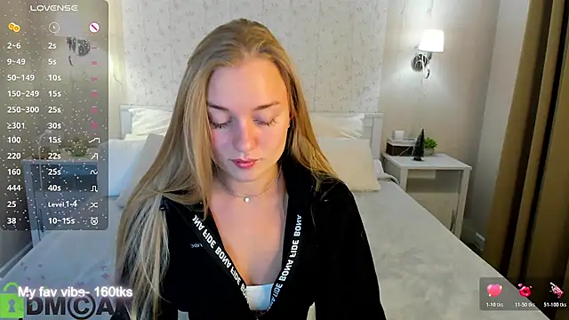 Snapshot of Barbie_Lis chatting on 01-14-26, 12:05 Barbie Lis online show from 01-14-26, 12:05