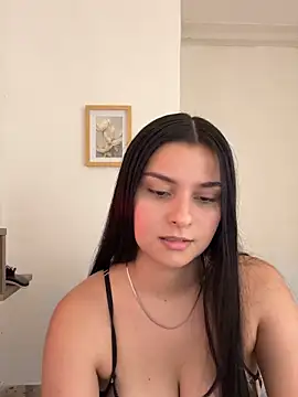 Lolitah  69 online show from 09-28-25, 01:44
