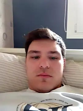 Snapshot of sergigomez chatting on 02-23-25, 03:51 sergigomez online show from 02-23-25, 03:51