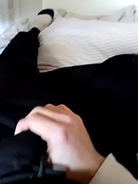 Snapshot of sergigomez chatting on 02-26-25, 03:08 sergigomez online show from 02-26-25, 03:08