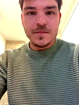 Snapshot of sergigomez chatting on 10-04-25, 01:42 sergigomez online show from 10-04-25, 01:42