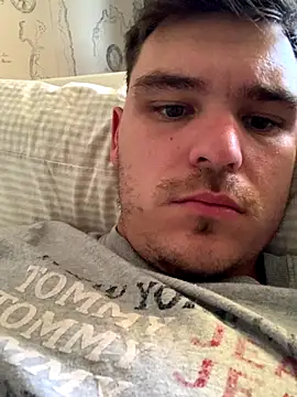 Snapshot of sergigomez chatting on 10-17-25, 02:08 sergigomez online show from 10-17-25, 02:08