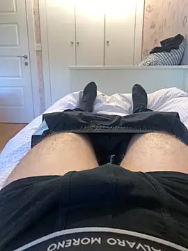 Snapshot of sergigomez chatting on 11-30-25, 02:32 sergigomez online show from 11-30-25, 02:32