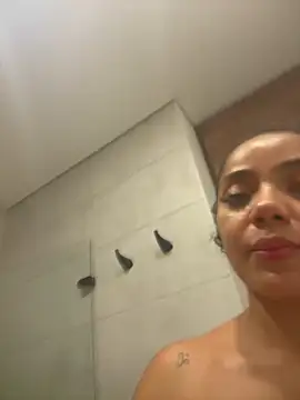 Mariecurl online show from 12-14-24, 05:51