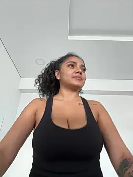 Mariecurl online show from 12-21-24, 03:31