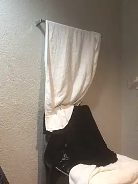 Snapshot of SlimBeenBadd1981 chatting on 01-01-25, 07:20 SlimBeenBadd1981 online show from 01-01-25, 07:20