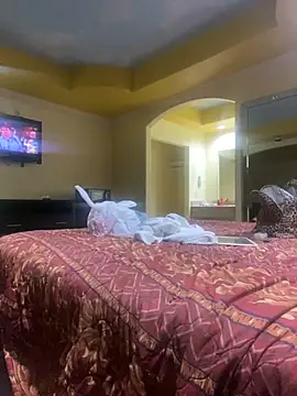 Snapshot of SlimBeenBadd1981 chatting on 02-27-25, 02:32 SlimBeenBadd1981 online show from 02-27-25, 02:32