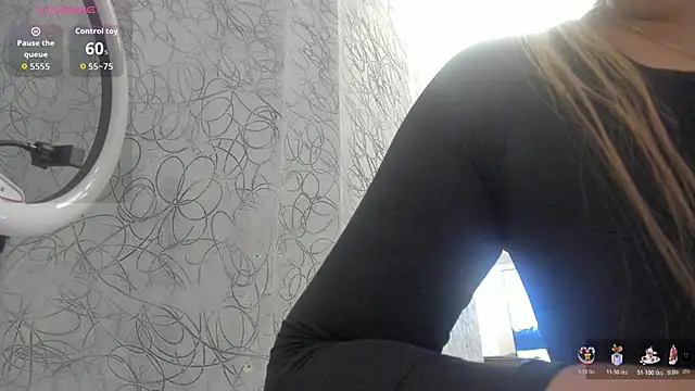 LunaBaker-1 online show from 02-01-26, 08:07