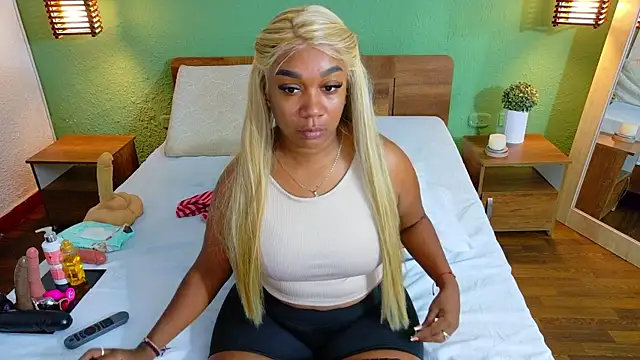 dannaahbrown online show from 03-05-25, 07:49