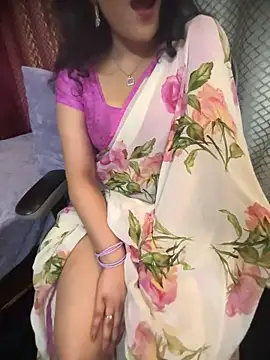 Snapshot of LuscousPussy chatting on 11-22-25, 06:29 LuscousPussy online show from 11-22-25, 06:29