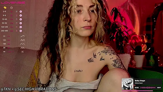 IttyKitty online show from 10-13-25, 10:54