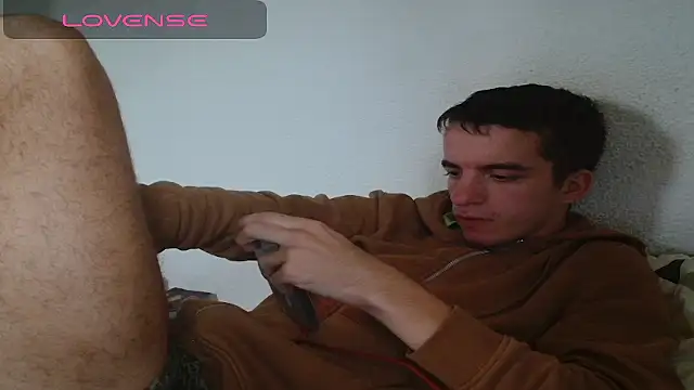 Tombgy07 online show from 09-13-25, 04:40